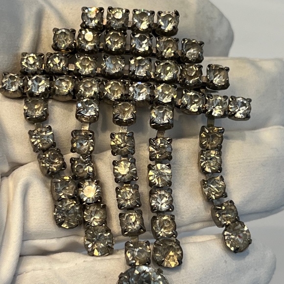 Art Deco Brooch Cascade Clear Rhinestones C clasp Sparkly - Picture 3 of 12